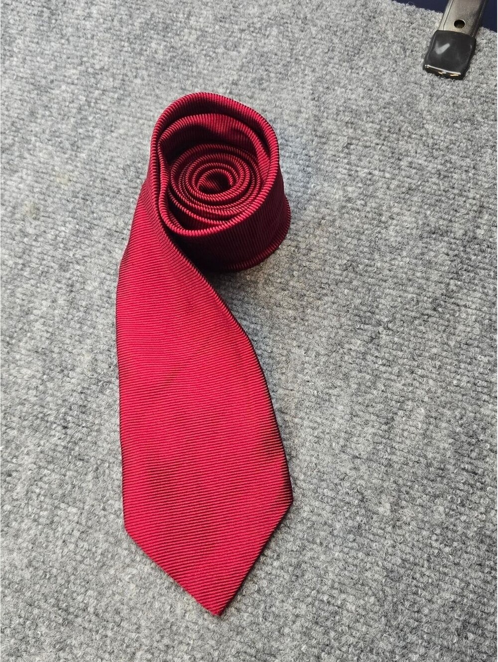 Brooks Brothers Makers Silk Tie Red Ribbed Made USA XL Long Necktie
